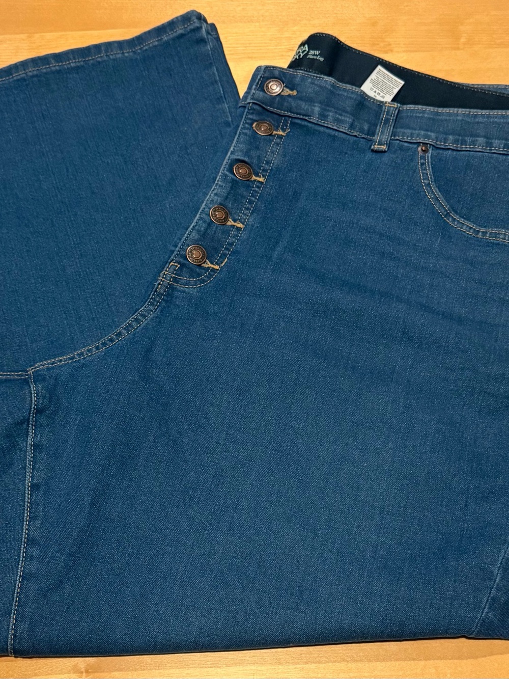 Women’s Size 28W - Terra & Sky “Sloan” Flare Jeans